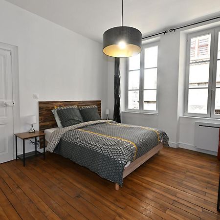 3 Appartements Premium Au Pied De La Cathedrale - Hypercentre Sens Luaran gambar