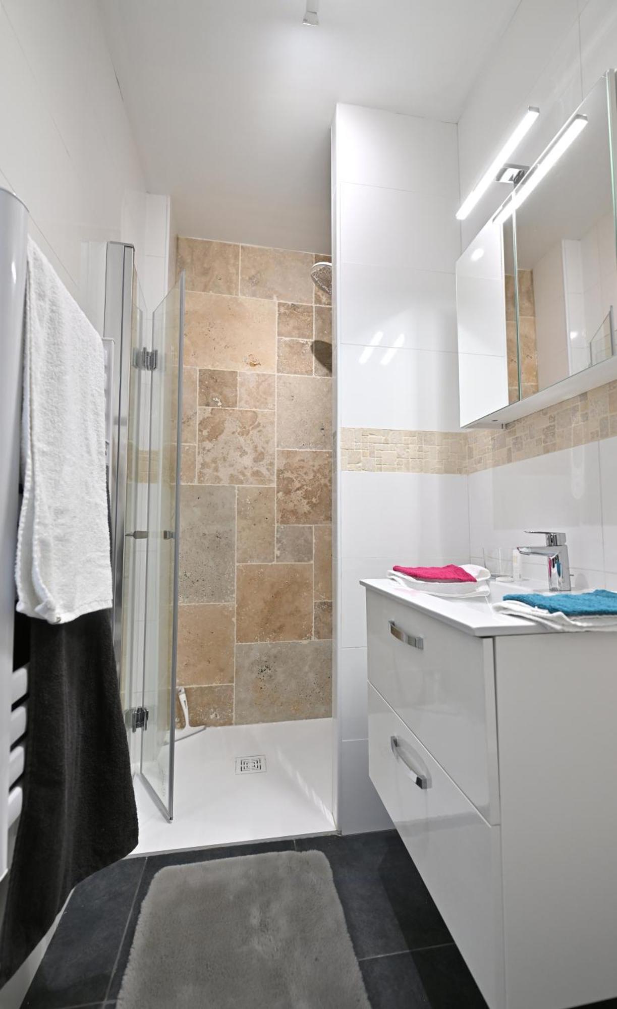 3 Appartements Premium Au Pied De La Cathedrale - Hypercentre Sens Luaran gambar